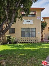 1855 S Victoria Ave in Los Angeles, CA - Building Photo - Building Photo