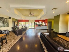 Staymore in Kissimmee, FL - Building Photo - Building Photo