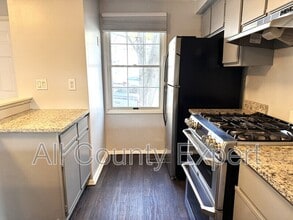 862 Regal Path Ln in Decatur, GA - Building Photo - Building Photo