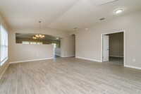 6608 Brighton Park Dr in Apollo Beach, FL - Building Photo - Building Photo