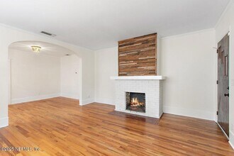 4548 French St in Jacksonville, FL - Foto de edificio - Building Photo