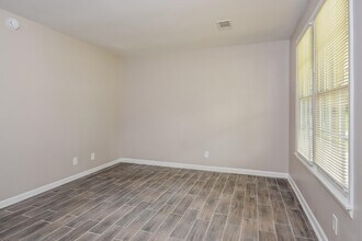 2830 Foxlair Trail in College Park, GA - Building Photo - Building Photo
