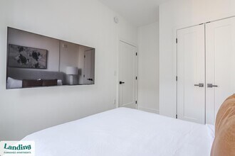 632 Howard Rd SE, Unit 933 in Washington, DC - Foto de edificio - Building Photo