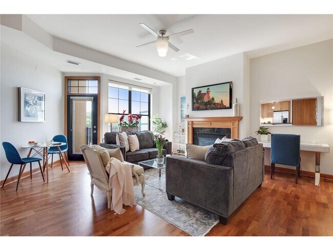 317 Groveland Ave-Unit -710 in Minneapolis, MN - Building Photo - Building Photo