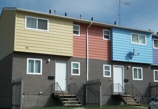 Dawson Townhomes in Dawson Creek, BC - Building Photo - Building Photo