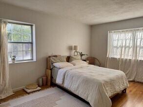 8 Robinwood Ave in Boston, MA - Building Photo - Building Photo