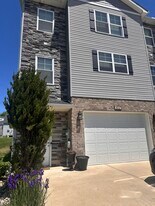 512 Solomon Rd in Morgantown, WV - Building Photo