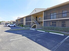 5331 Summerlin Rd in Ft. Myers, FL - Building Photo