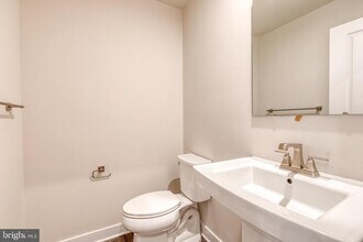 228 S Newkirk St in Baltimore, MD - Building Photo - Building Photo