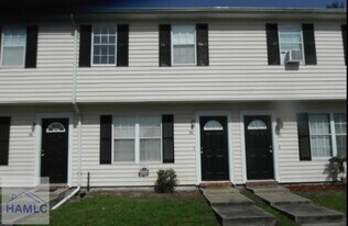 1100-1B Pineland Ave in Hinesville, GA - Building Photo