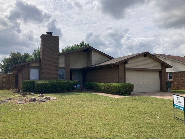 property at 1400 Val Genes Rd