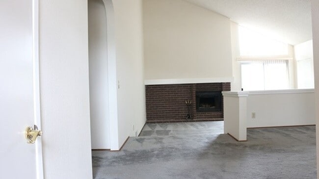 3591 Woodley Dr in San Jose, CA - Building Photo - Building Photo