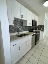 4609 Pruden Blvd in Greenacres, FL - Building Photo - Building Photo