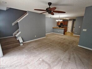 7764 Playschool Ln in Jacksonville, FL - Building Photo - Building Photo
