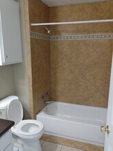 928 Chelwood Park Blvd NE, Unit D in Albuquerque, NM - Building Photo - Building Photo