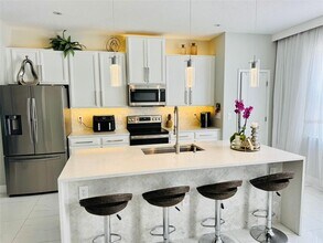 6313 Glory Bower Dr in Winter Garden, FL - Building Photo - Building Photo
