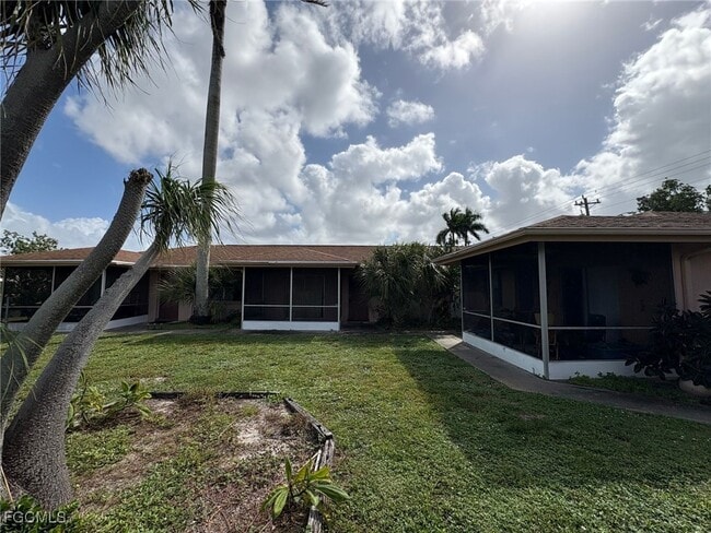 1215 SE 46th Ln in Cape Coral, FL - Building Photo - Building Photo
