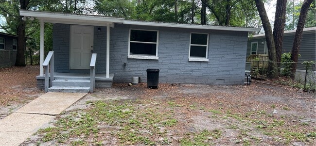 property at 5846 Patterson Ave