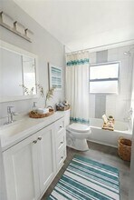 625 Omaha St in Palm Harbor, FL - Building Photo - Building Photo