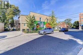 322 Silver Birch Ave in Toronto, ON - Building Photo - Building Photo
