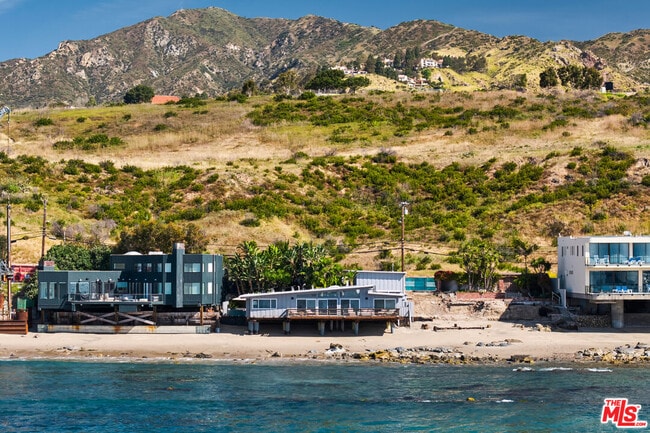 24246 Malibu Rd
