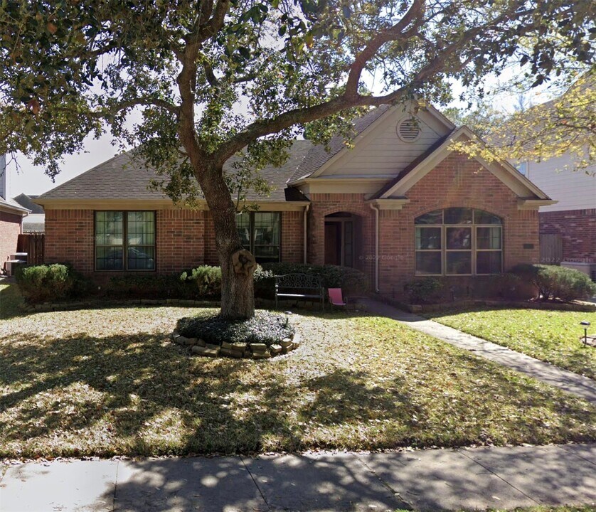 12819 Reedwood Ridge Rd in Houston, TX - Building Photo