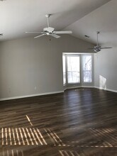 301 Clayton Xing Pl in Ellisville, MO - Building Photo - Building Photo