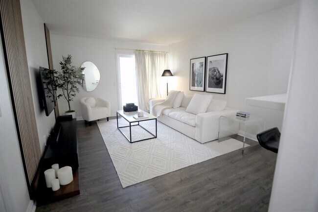 550 Graves Ave-Unit -10 in El Cajon, CA - Building Photo - Building Photo