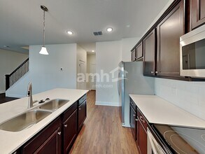 2849 Ponds Trl in St. Cloud, FL - Foto de edificio - Building Photo