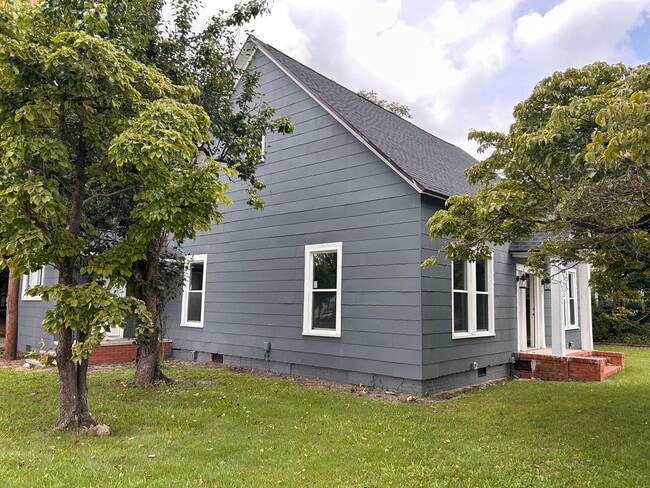 139 David Parnell St in Parkton, NC - Building Photo - Building Photo