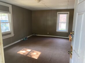21 Glen St NW in Hutchinson, MN - Building Photo - Building Photo