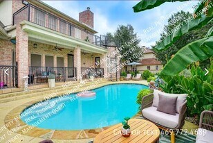 2522 Waterstone Dr in Cedar Hill, TX - Building Photo