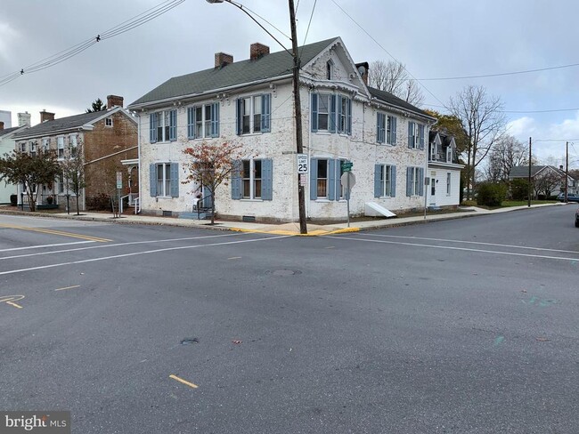 property at 54 N Carlisle St