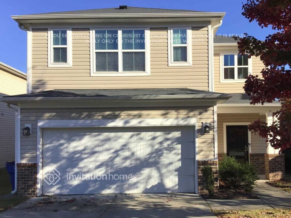 3517 Diamond Springs Dr in Raleigh, NC - Building Photo