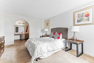 Liberty Village in Las Vegas, NV - Building Photo - Building Photo