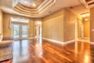 4213 Mayfair Ln in Port Orange, FL - Building Photo - Building Photo