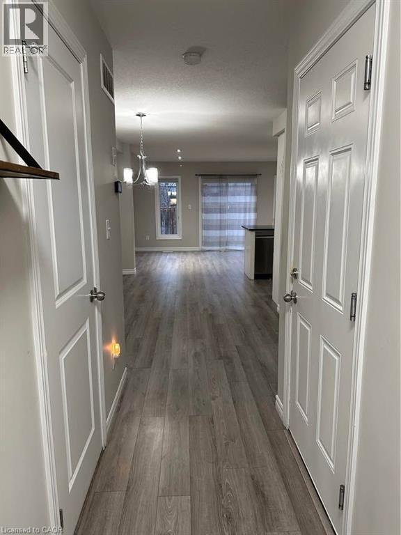 78 Meadowridge St in Kitchener, ON - Building Photo - Building Photo