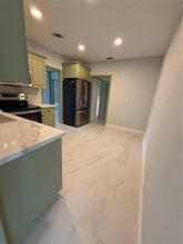 2120 SW 84th Ave in Miami, FL - Building Photo - Building Photo