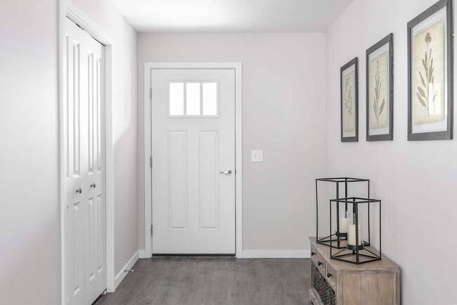 Munson Avenue Rentals in Traverse City, MI - Building Photo - Building Photo