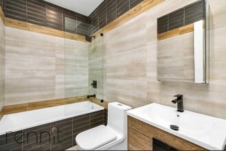 237 Martense St, Unit 2E in Brooklyn, NY - Building Photo - Building Photo