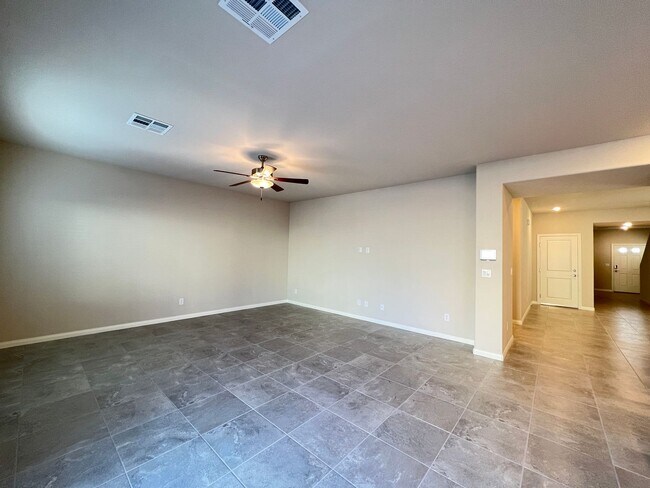 7508 Pink Mimosa Ave in Las Vegas, NV - Building Photo - Building Photo