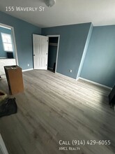 155 Waverly St in Yonkers, NY - Building Photo - Building Photo
