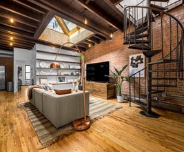 352 Bowery in New York, NY - Building Photo - Building Photo