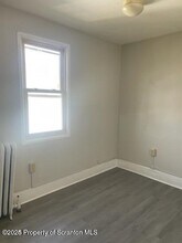 513 Cherry St in Scranton, PA - Building Photo - Building Photo