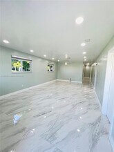 10370 SW 174th Terrace in Miami, FL - Building Photo - Building Photo