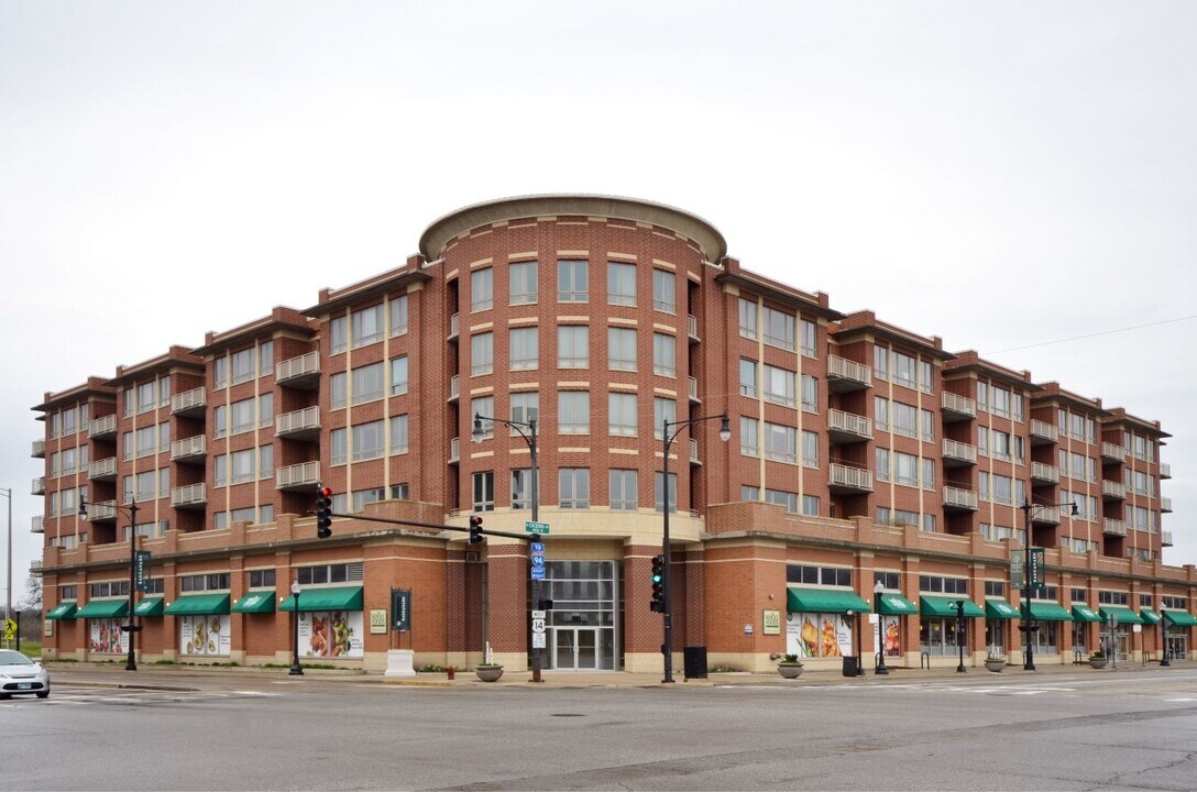 6000 N Cicero Ave-Unit -308 in Chicago, IL - Building Photo
