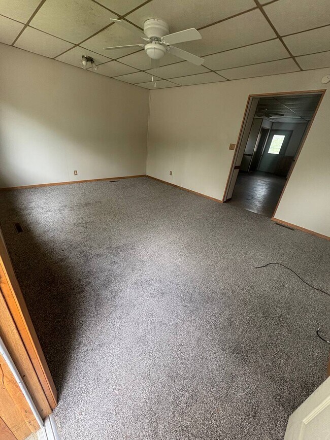 510 N Frederick Ave in Oelwein, IA - Building Photo - Building Photo