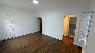 6133 Orange St, Unit 1 in Los Angeles, CA - Building Photo - Building Photo