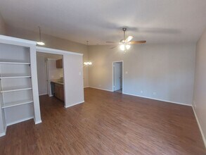 9817 Ardash Ln in San Antonio, TX - Building Photo - Building Photo