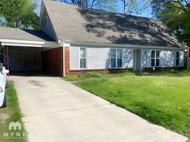 3056 Darrow St in Memphis, TN - Building Photo